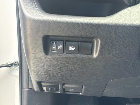 Used 2024 Toyota RAV4 XLE FWD image 27