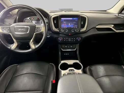Used 2020 GMC Terrain Denali w/ Denali Premium Package FWD image 14