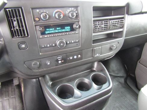 Used 2021 Chevrolet Express 2500 w/ Driver Convenience Package image 12