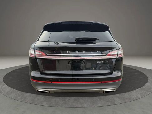 Used 2019 Lincoln Nautilus Reserve image 6