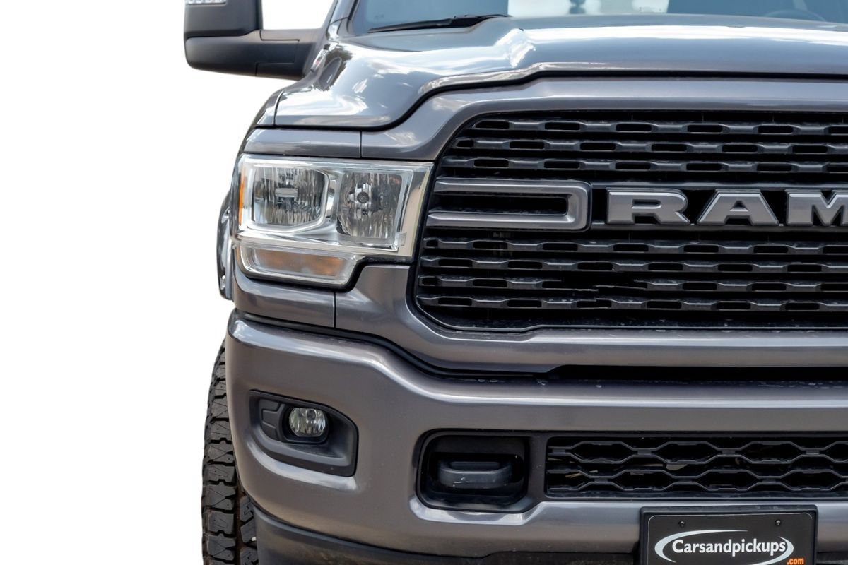 Used 2024 RAM 2500 Big Horn AWD/4WD image 50