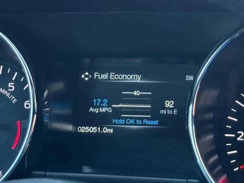 Used 2017 Ford Mustang GT image 27