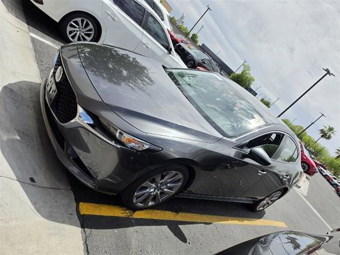 Used 2019 MAZDA MAZDA3 Sedan image 1