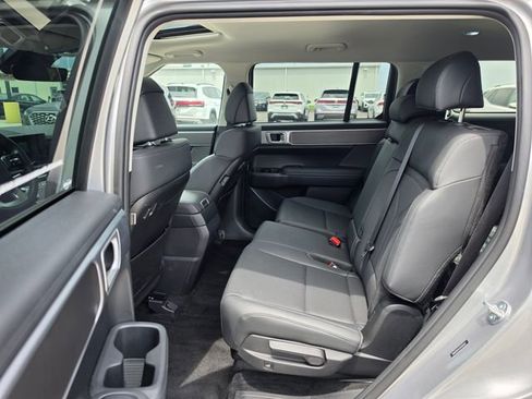 Used 2025 Hyundai Santa Fe XRT AWD/4WD image 10