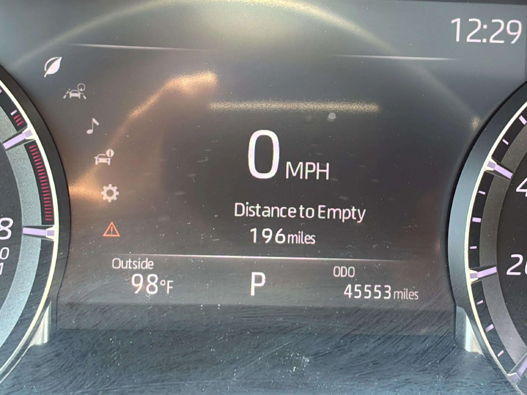 Used 2022 Toyota Highlander XLE FWD image 29