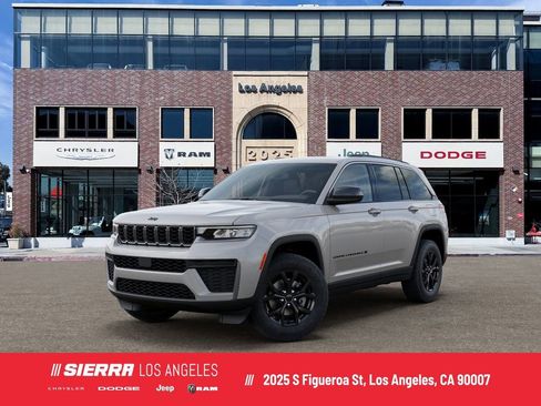 New 2026 Jeep Grand Cherokee Altitude AWD/4WD image 1