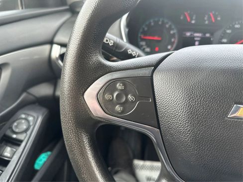 Used 2018 Chevrolet Traverse LS image 30