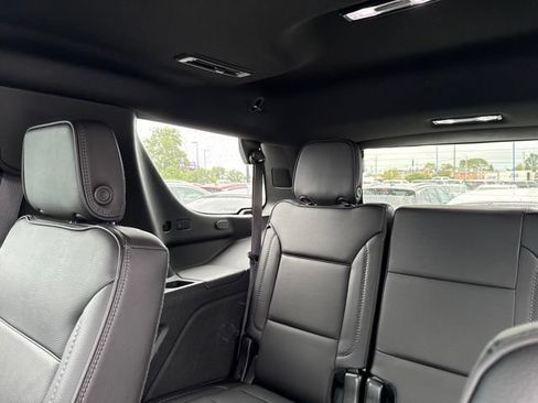Used 2021 GMC Yukon Denali AWD/4WD image 9