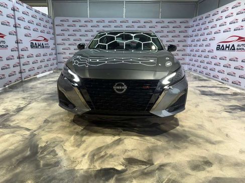 Used 2024 Nissan Altima 2.5 SR w/ SR Premium Package image 2