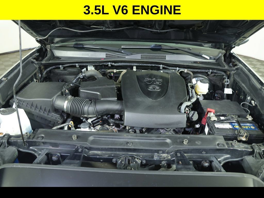Used 2021 Toyota Tacoma Limited w/ Blackout Package (TMS) AWD/4WD image 7