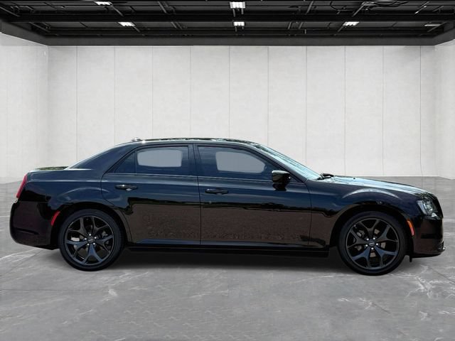 Certified 2023 Chrysler 300 Touring w/ Sport Appearance Package RWD image 6