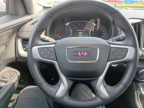 Certified 2022 GMC Terrain SLT image 20