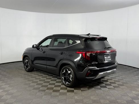 Used 2025 Kia Seltos EX AWD/4WD image 9