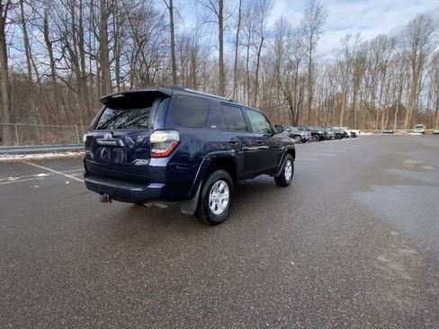 Used 2020 Toyota 4Runner SR5 image 10