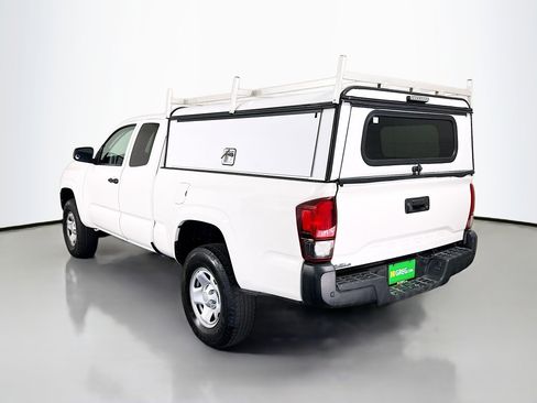 Used 2021 Toyota Tacoma SR image 7