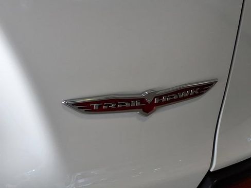 Used 2023 Jeep Cherokee Trailhawk w/ Trailer Tow Group AWD/4WD image 22