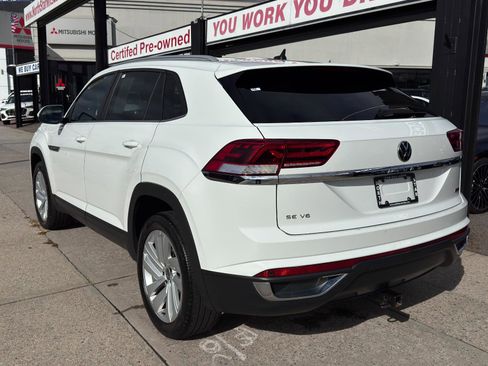 Used 2021 Volkswagen Atlas Cross Sport SE image 6