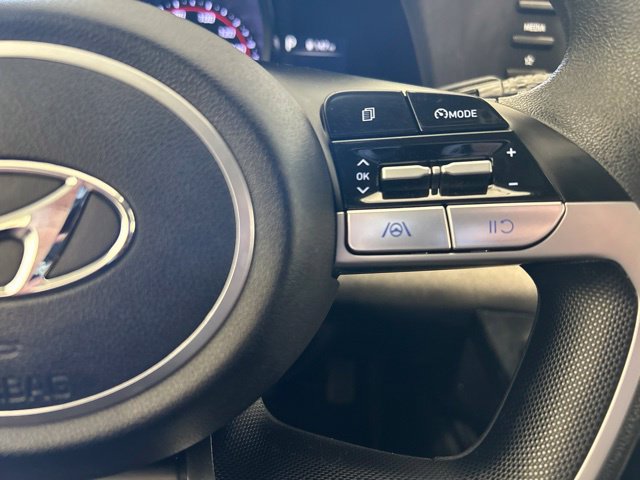 Used 2021 Hyundai Elantra SEL FWD image 22