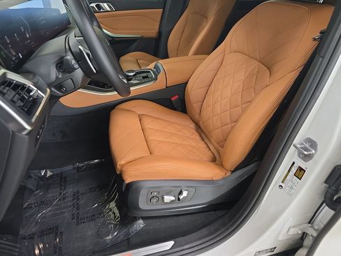 Certified 2024 BMW X5 sDrive40i w/ Premium Package RWD image 14