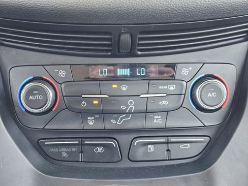 Used 2017 Ford C-MAX Energi SE w/ Equipment Group 401A image 18