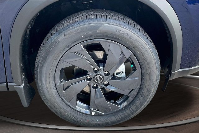 New 2027 Nissan Rogue SV w/ Cold Weather Package FWD image 11