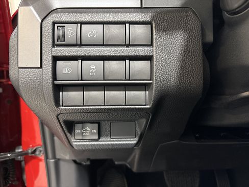 New 2026 Toyota Tacoma SR5 AWD/4WD image 17