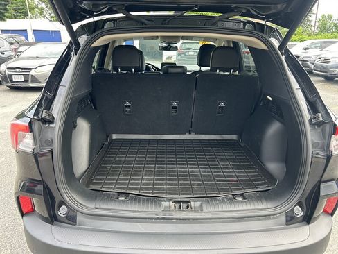 Used 2020 Ford Escape Titanium AWD/4WD image 9