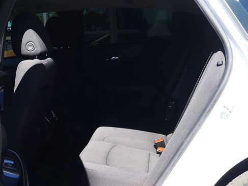 Used 2024 Chevrolet Malibu LT image 30