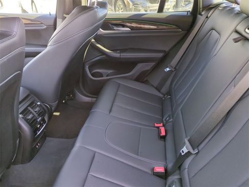 Used 2024 BMW X3 xDrive30i w/ Premium Essential Package image 30