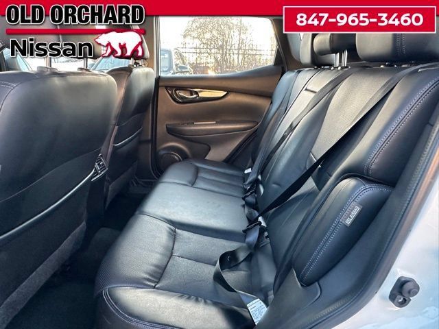 Used 2022 Nissan Rogue Sport SL AWD/4WD image 12