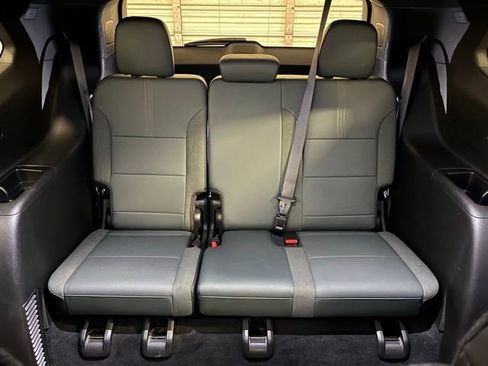 Used 2024 GMC Acadia AT4 w/ Luxury Package AWD/4WD image 24