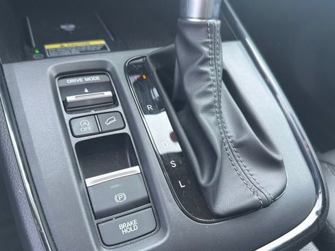 Used 2025 Honda CR-V EX-L image 39
