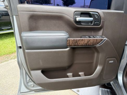 Used 2021 GMC Sierra 1500 Denali w/ Denali Ultimate Package AWD/4WD image 11