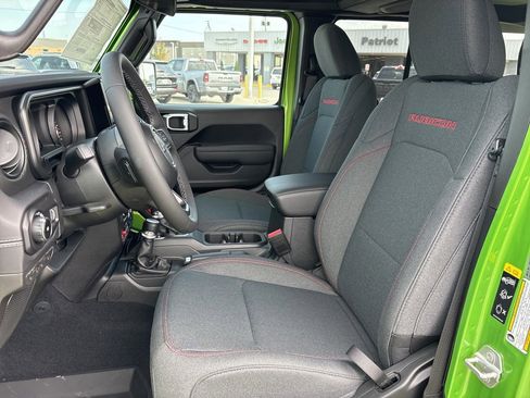 New 2025 Jeep Wrangler Rubicon w/ Steel Bumper Group image 9