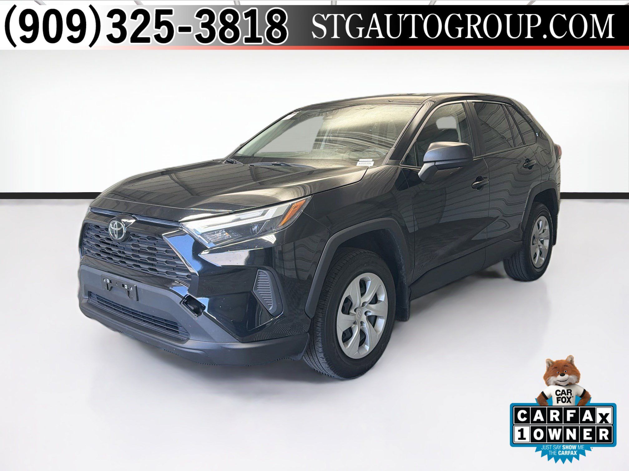 Used 2024 Toyota RAV4 LE FWD image 1