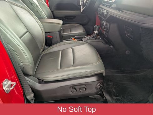 Used 2024 Jeep Gladiator Mojave AWD/4WD image 34