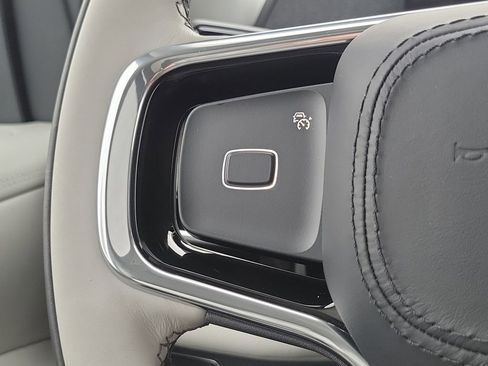 New 2025 Lincoln Navigator Reserve image 15