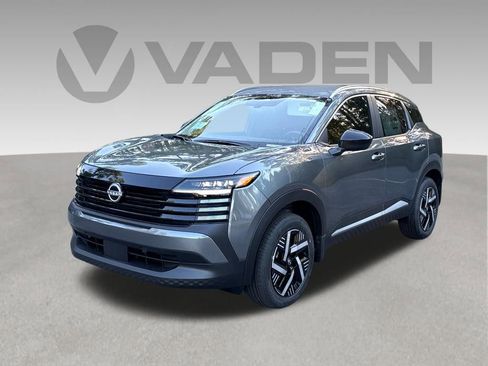 New 2026 Nissan Kicks SV w/ SV Premium Package FWD image 3