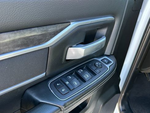 Used 2024 RAM 3500 SLT w/ Quick Order Package 2YG SLT image 19