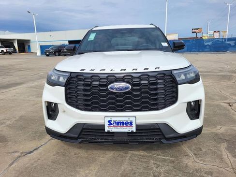 New 2026 Ford Explorer ST-Line w/ ST-Line Street Pack image 10