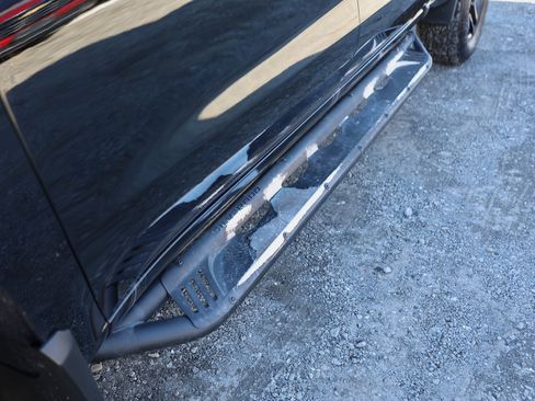 Used 2020 Chevrolet Silverado 1500 Custom Trail Boss w/ Custom Convenience Package image 9