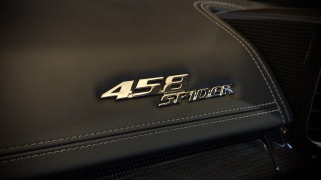 Used 2013 Ferrari 458 Spider RWD image 13