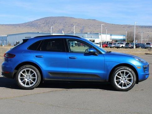 Used 2018 Porsche Macan Sport Edition image 7