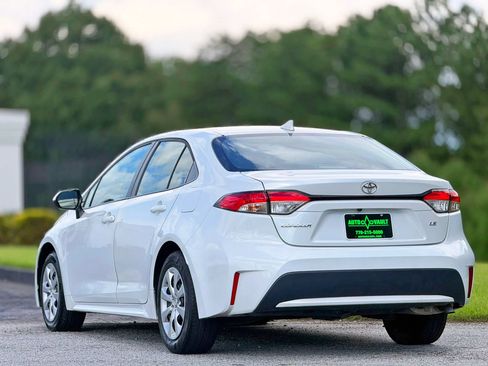 Used 2022 Toyota Corolla LE FWD image 9