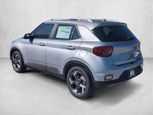 New 2026 Hyundai Venue SEL image 9