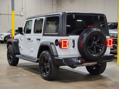 Used 2022 Jeep Wrangler Unlimited Sport AWD/4WD image 11