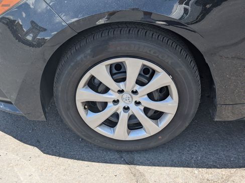 Used 2026 Toyota Corolla LE FWD image 15