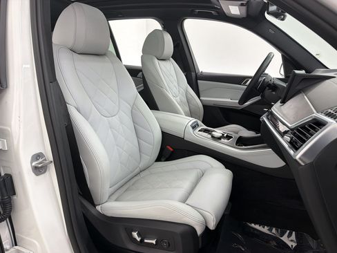 Used 2026 BMW X5 sDrive40i RWD image 25