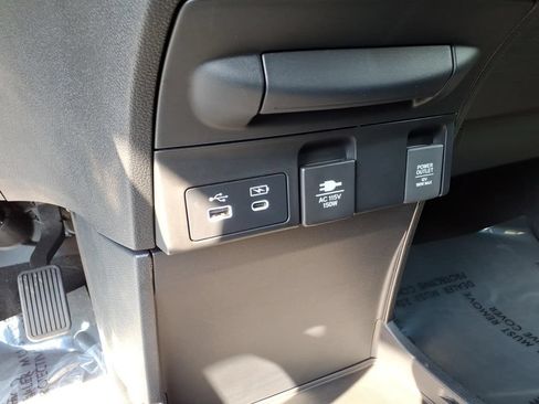 Certified 2025 Honda Odyssey Elite image 22
