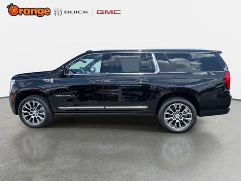 New 2026 GMC Yukon XL Denali w/ Denali Reserve Package RWD image 6